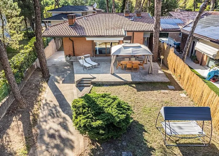 Βίλα Pineta House Lignano Free Parking-beach-garden