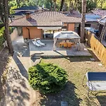 Villa Pineta House Lignano Free Parking-beach-garden
