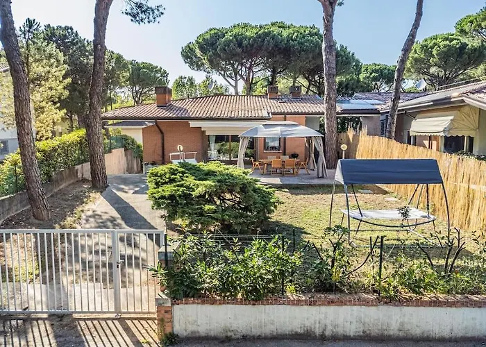 Pineta House Lignano Free Parking-beach-garden * Lignano Sabbiadoro